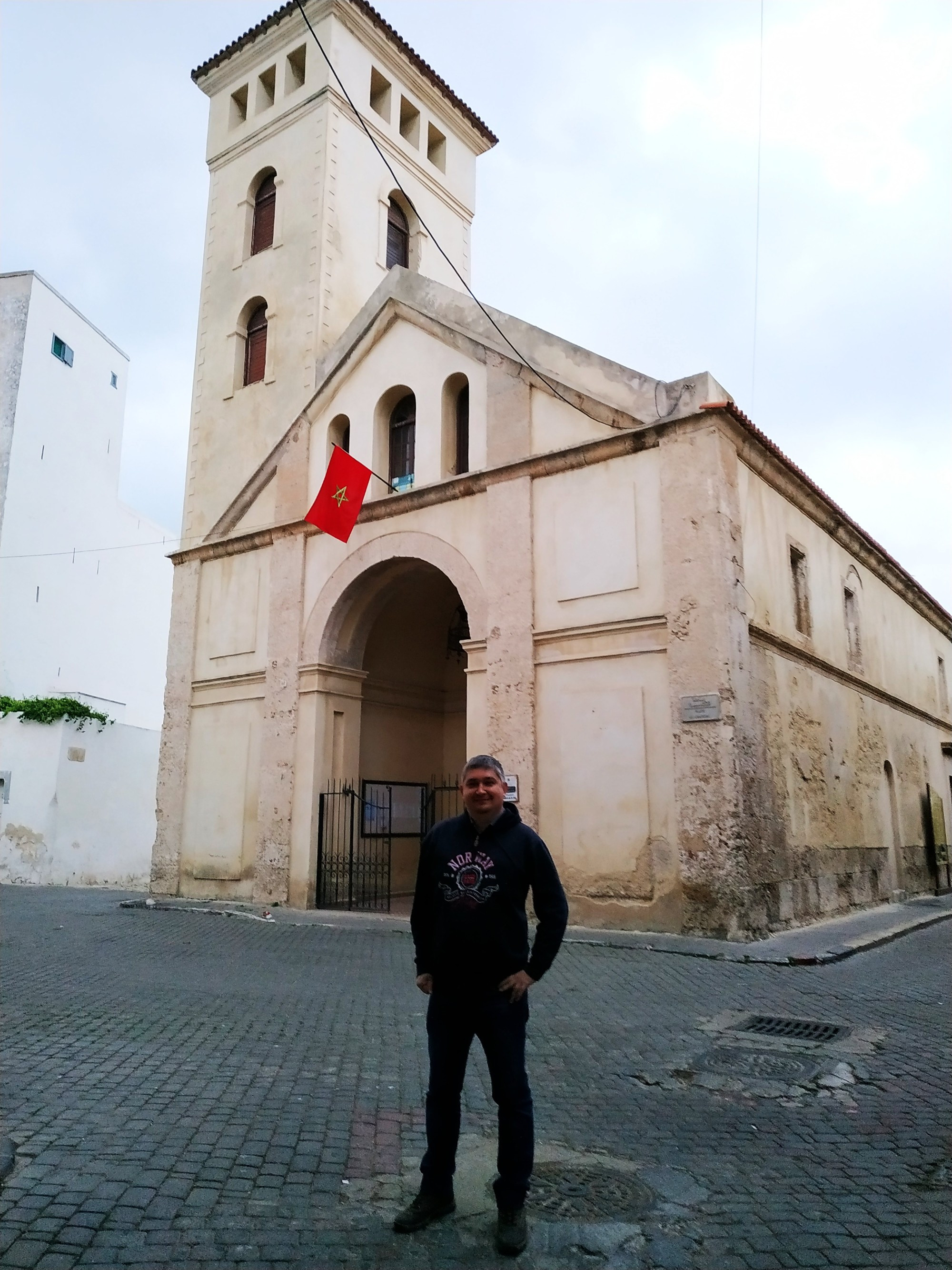 Эль-Джадида. Я на фоне Церкви Успения. (16.03.2020)