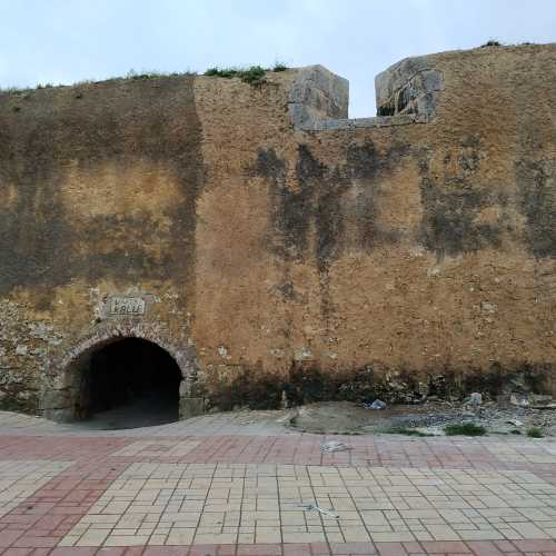 Эль-Джадида. Стены португальской крепости Мазаган. (16.03.2020)