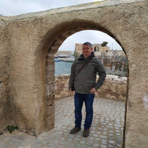 Эль-Джадида. Я на стене крепости Мазаган. (16.03.2020)
