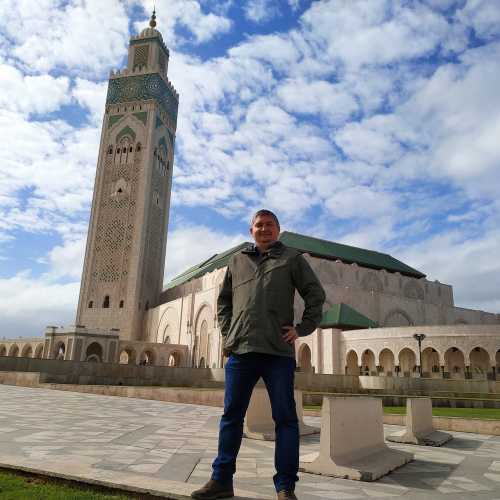 Касабланка. Я на фоне мечети Хасана II. (16.03.2020)