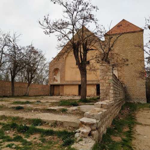 Ифран. Руины католической церкви. (19.03.2020)