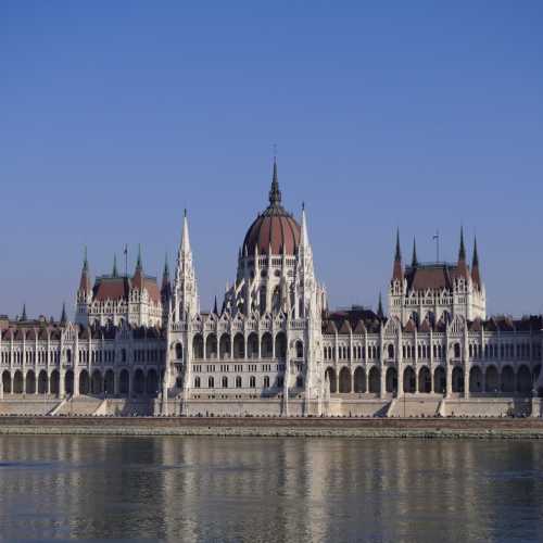 Будапешт. Здание Парламента Венгрии. (28.10.2021)