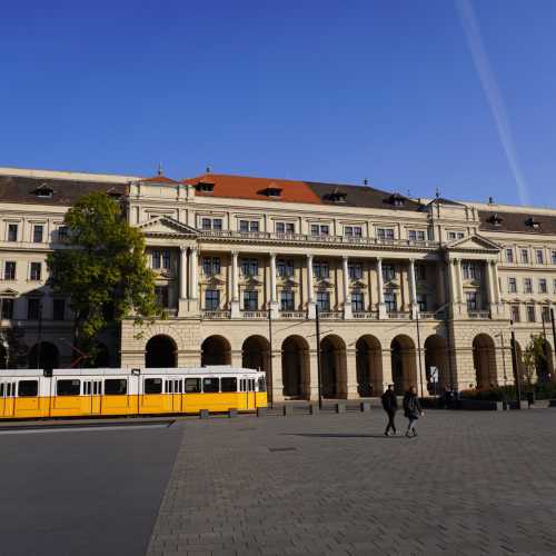 Будапешт. Площадь Лайоша Кошшута. (28.10.2021)