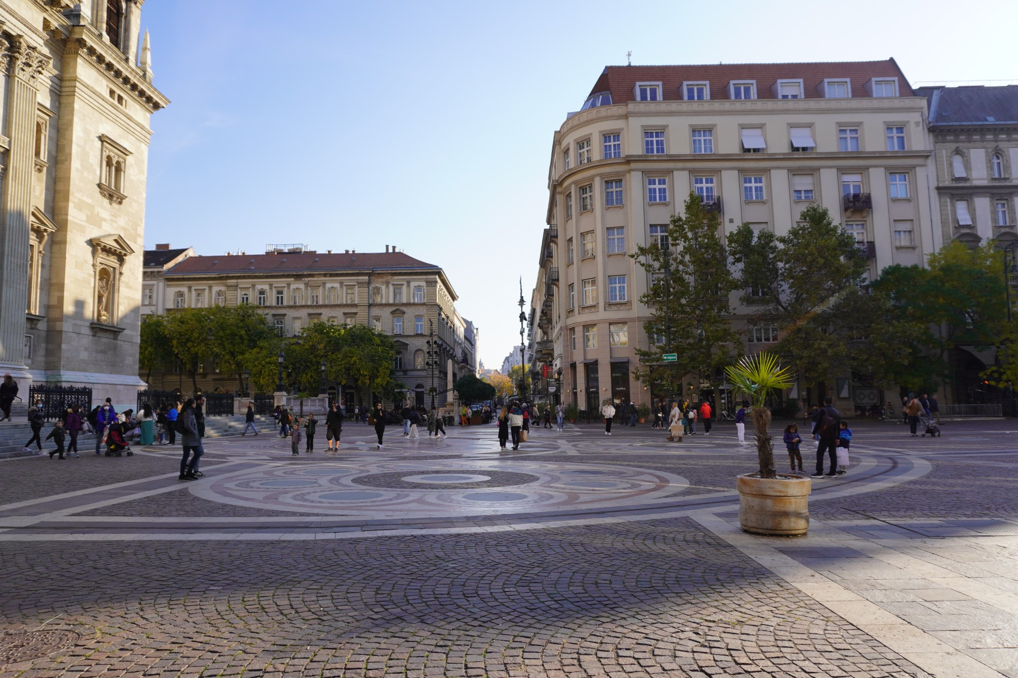 Будапешт. Площадь Святого Иштвана. (28.10.2021)