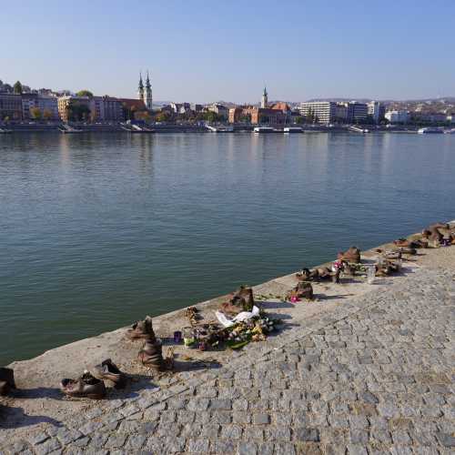 Будапешт. Мемориал «Обувь на Дунае». (28.10.2021)