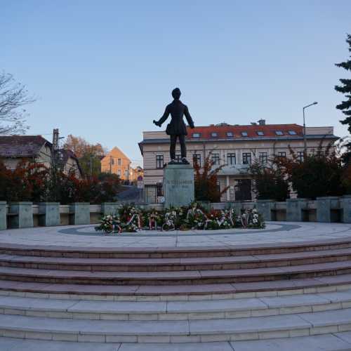 Мишкольц. Памятник Шандору Петёфи. (29.10.2021)