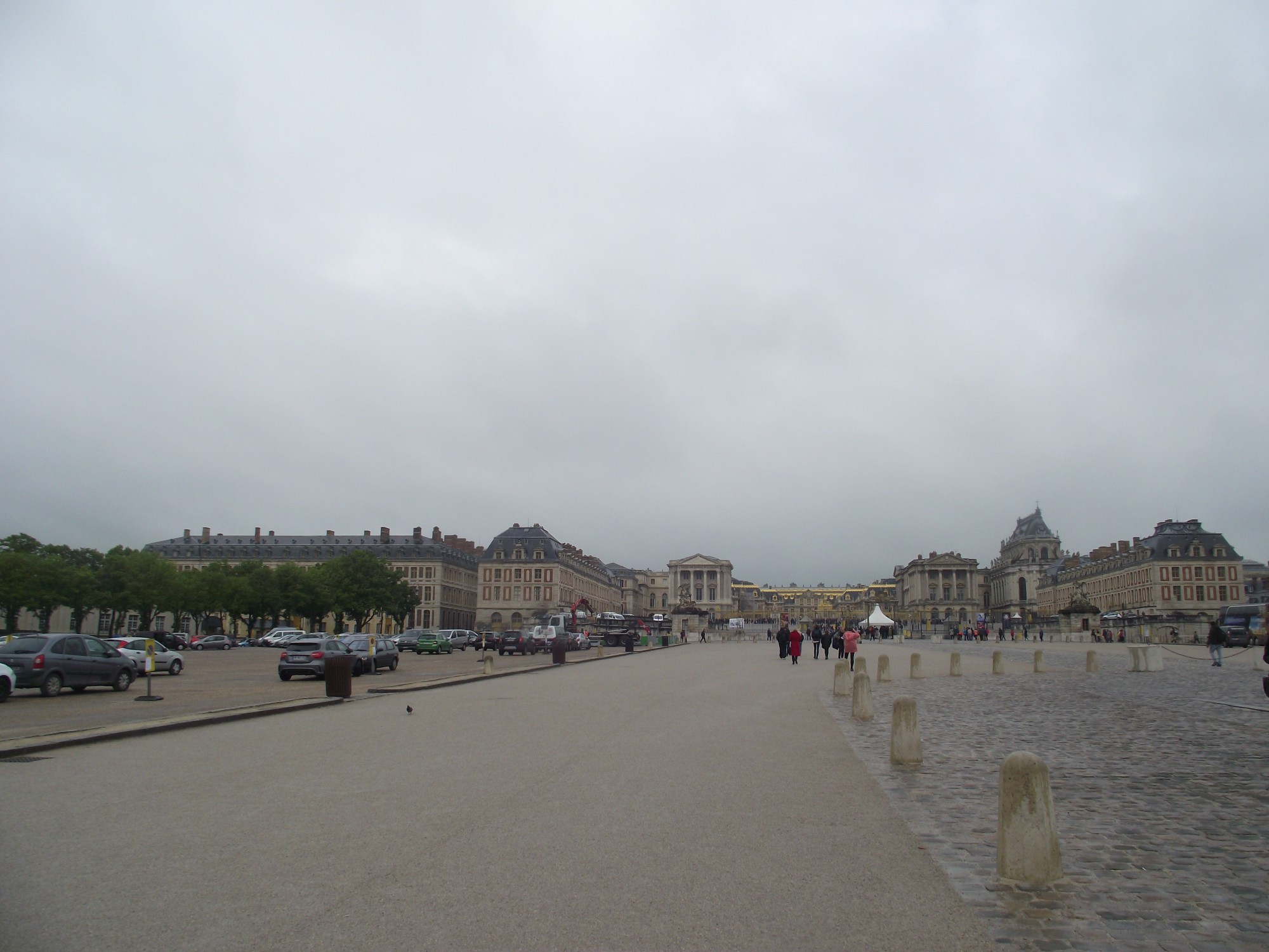 Площадь перед Версальским дворцом. (28.04.2017)