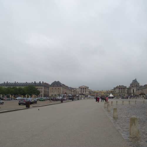 Площадь перед Версальским дворцом. (28.04.2017)