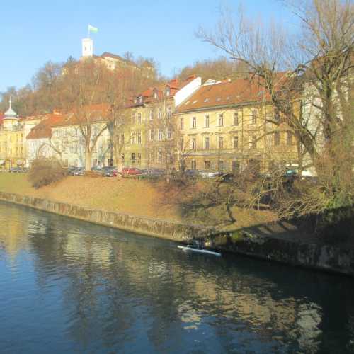 Любляна. Вид на реку Любляница. (02.01.2017)