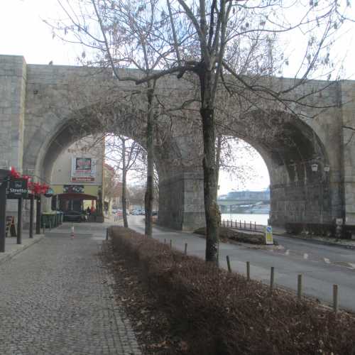 Марибор. Старый мост через Драву. (04.01.2017)