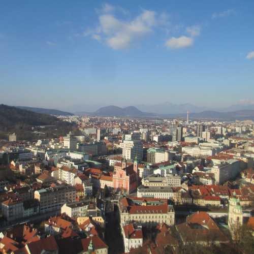 Любляна. Вид с башни Люблянского замка. (02.01.2017)