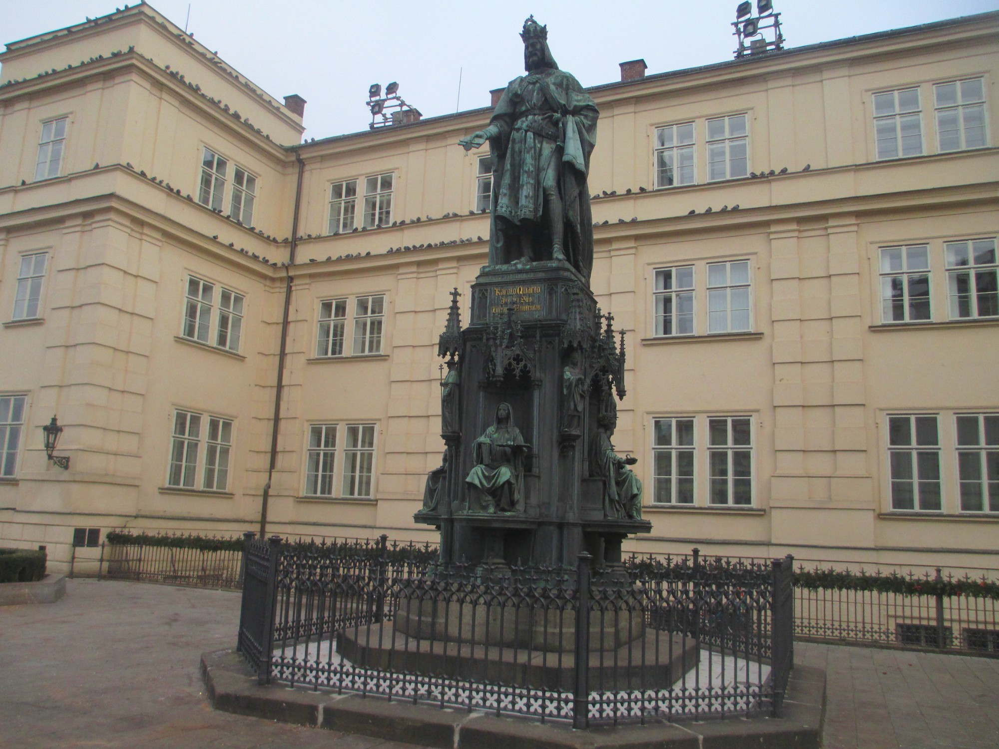 Прага. Памятник Карлу IV. (01.01.2017)