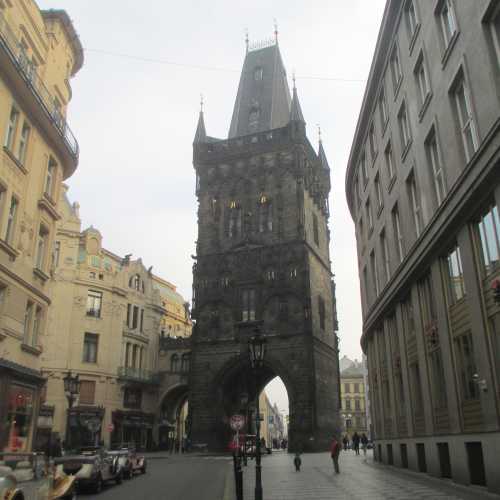 Прага. Пороховая башня. (01.01.2017)