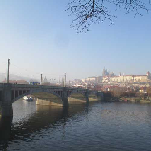 Прага. Манешов мост и вид на Пражский град. (01.01.2017)