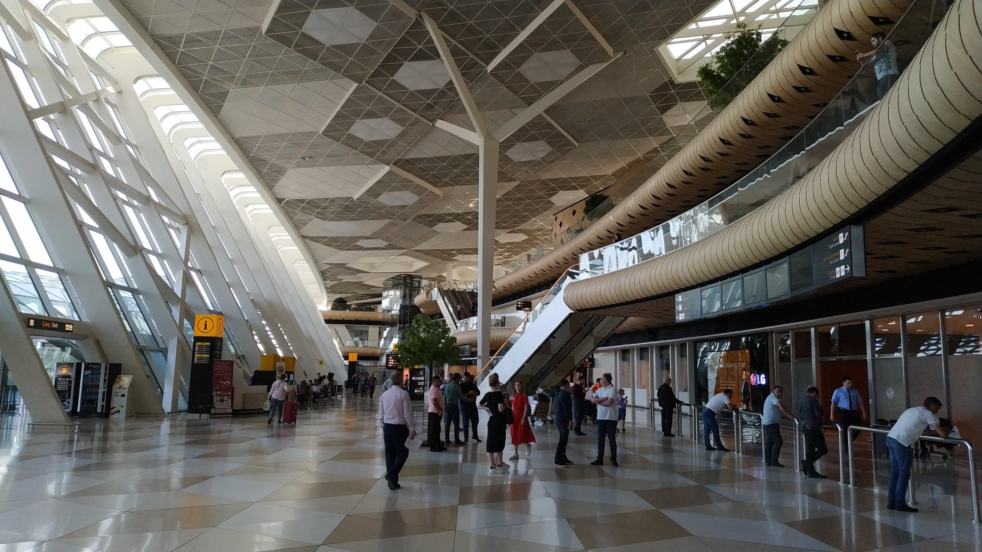 Баку. Аэропорт. (09.05.2019)