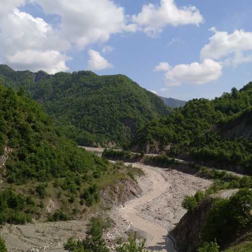 Река Гирдыманчай в Кавказских горах. (10.05.2019)