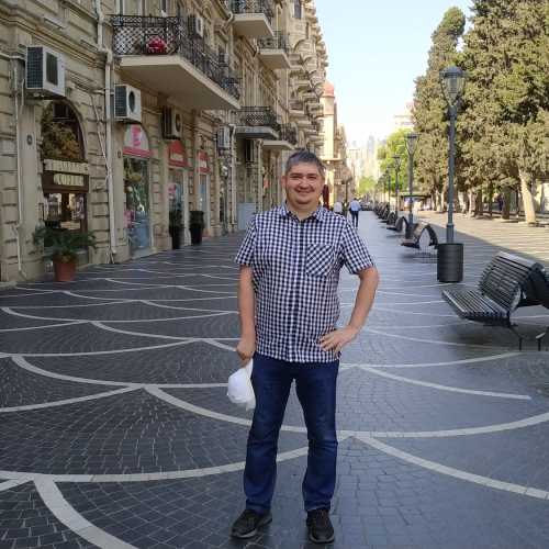 Баку. Я на улице Низами. (13.05.2019)