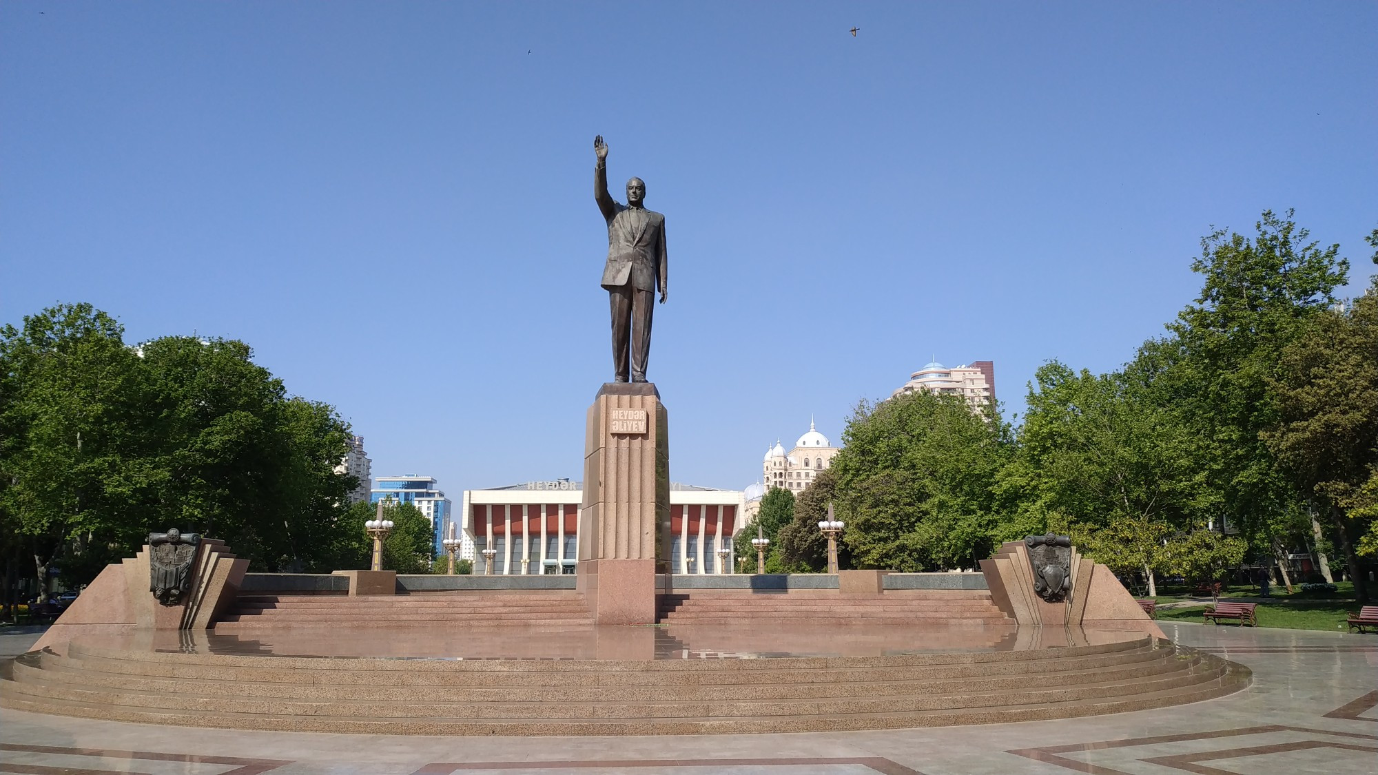 Баку. Памятник Гейдару Алиеву. (13.05.2019)