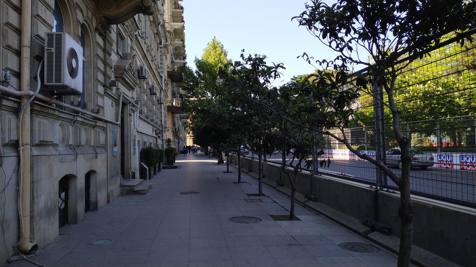 Баку. Улица Истиглалийят. (12.05.2019)