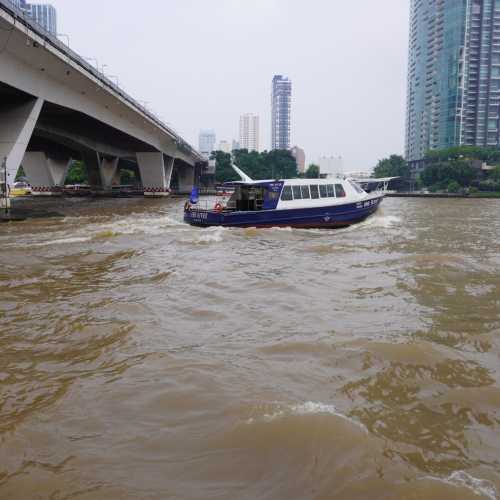 Бангкок. Вид на реку Чаупхрая. (29.10.2023)