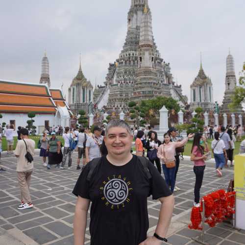 Бангкок. Я в храмовом комплексе Ват Арун. (29.10.2023)