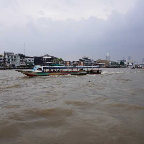 Бангкок. Река Чаупхрая. (29.10.2023)