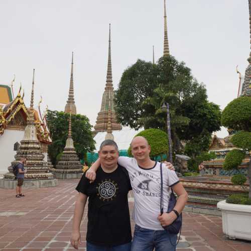 Бангкок. В храмовом комплексе Ват Пхо. (29.10.2023)