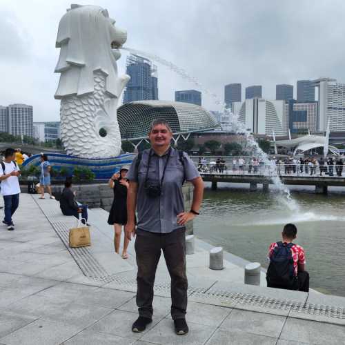 Сингапур. Я в парке Мерлиона. (11.01.2024)