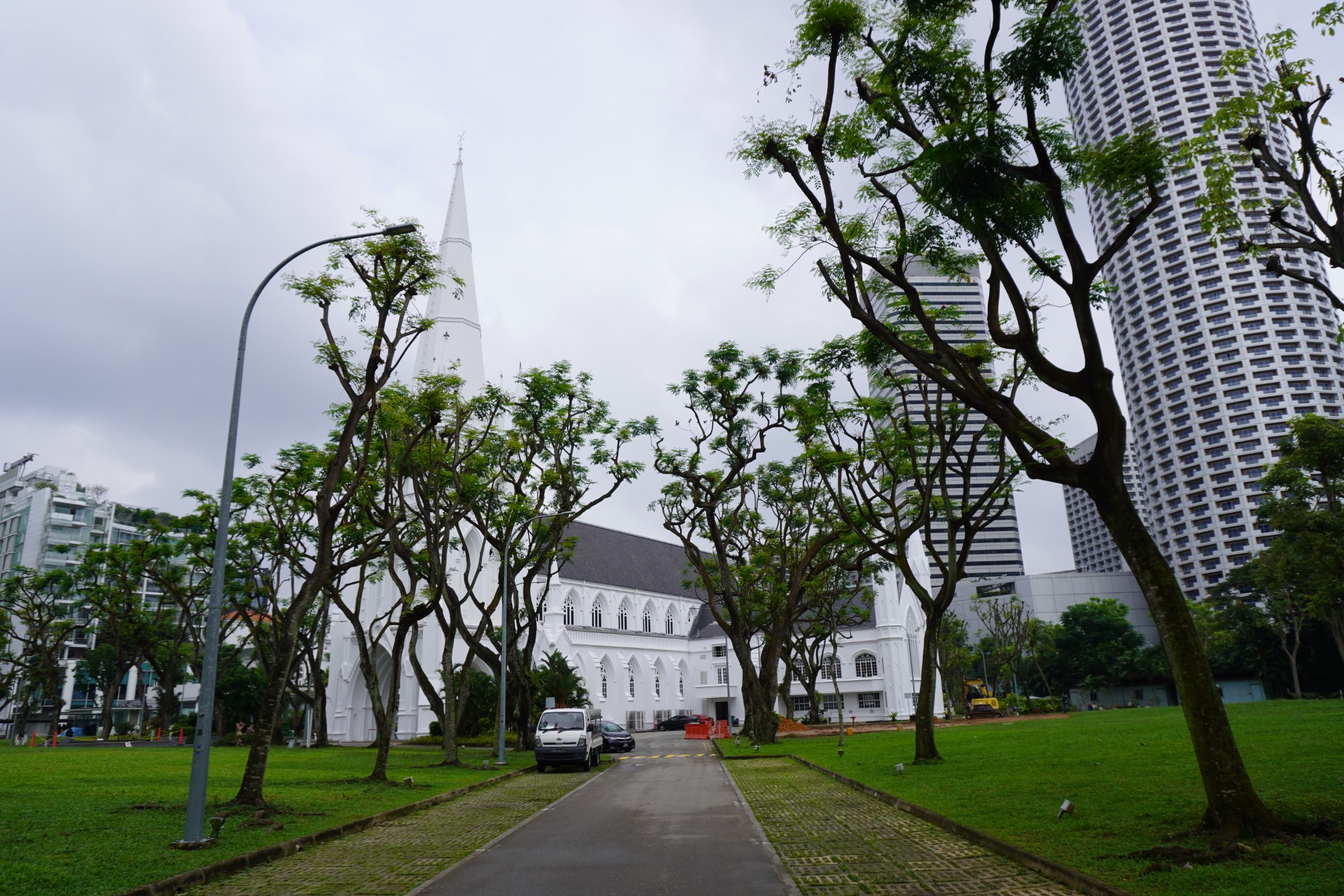 Сингапур. Около Собора Святого Андрея. (11.01.2024)