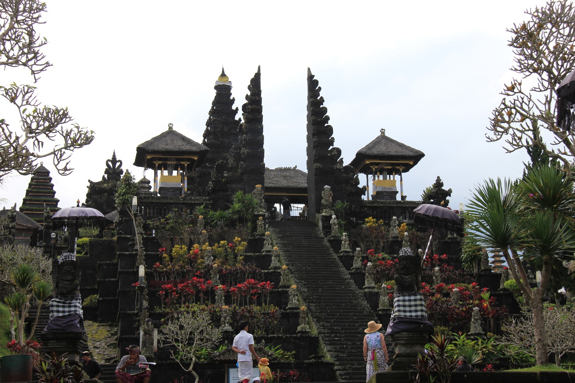 Pura Besakih, Indonesia