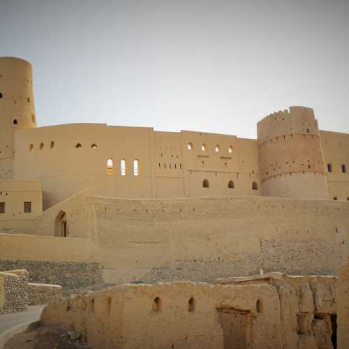 Крепость Бахла, Оман