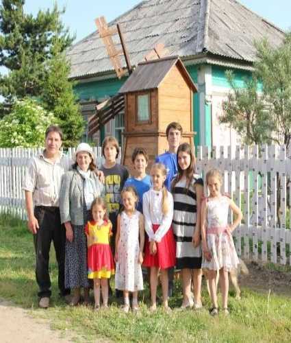 Дом семьи Власовых, Россия