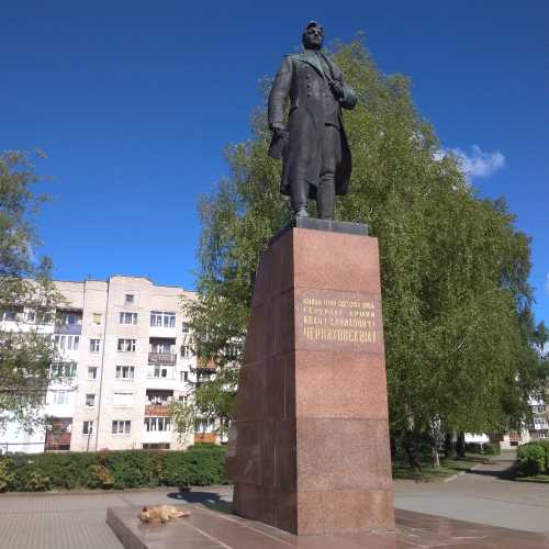 Памятник И. Д. Черняховскому, Russia