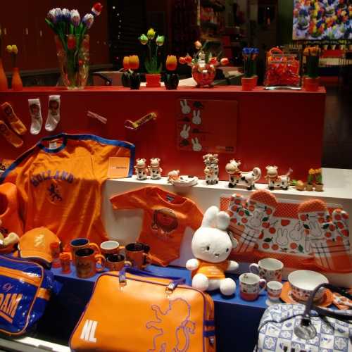 Голландия — это оранжевый цвет! ставший национальным символом