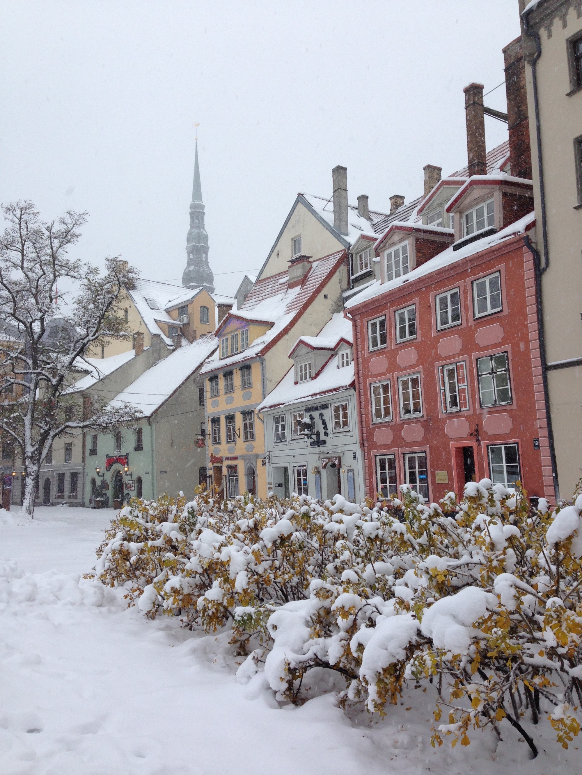 Повезло побывать в Латвии когда ее замело снегом, не каждый год такое бывает =)