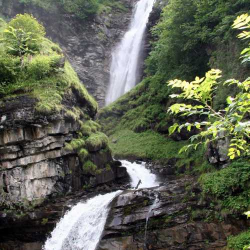 Водопад Дисбах, Швейцария