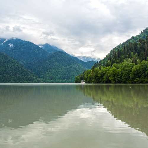 Абхазия озеро Рица