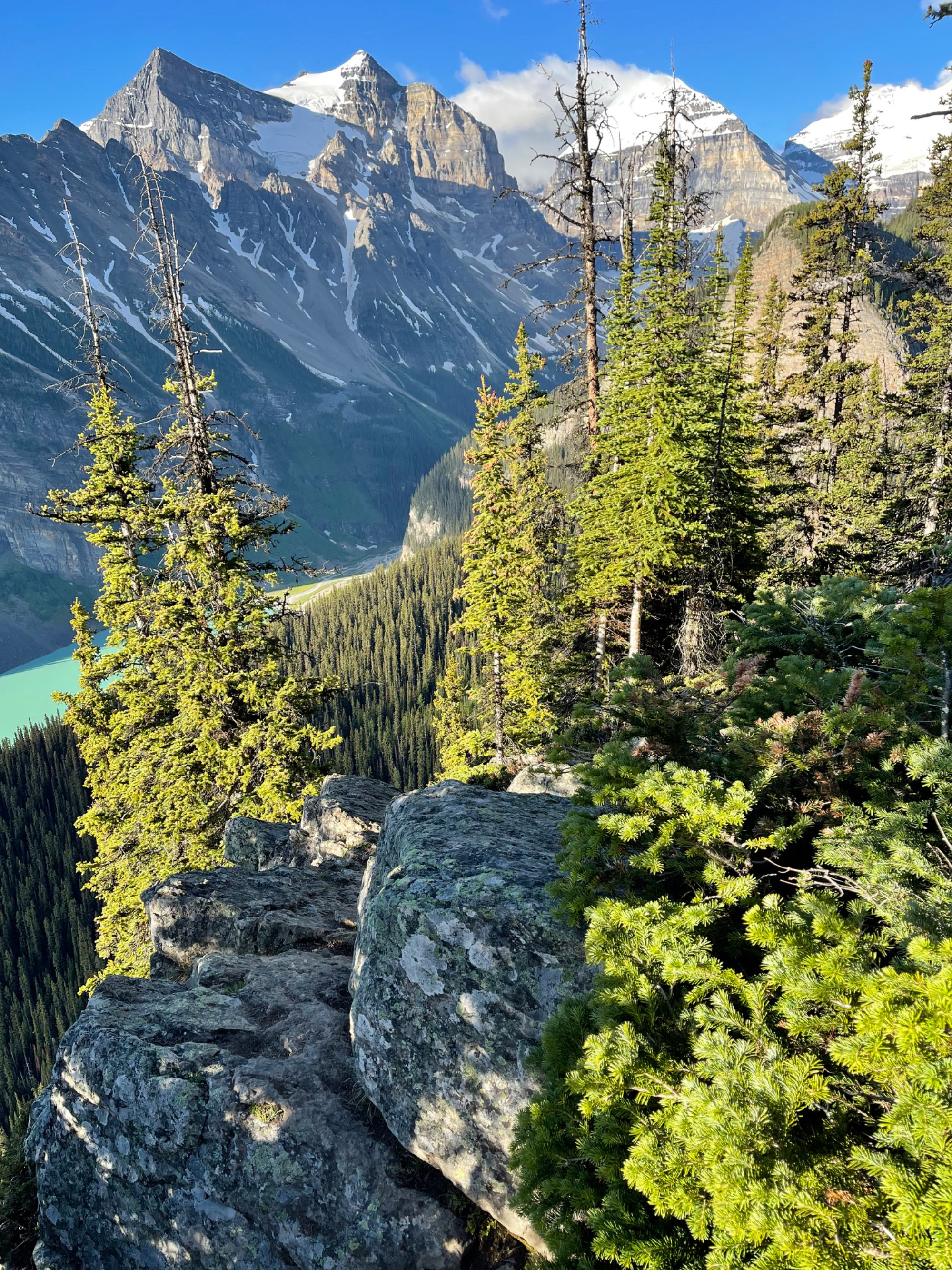 Little Beehive, Canada