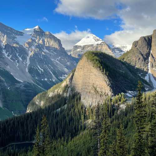 Little Beehive, Canada