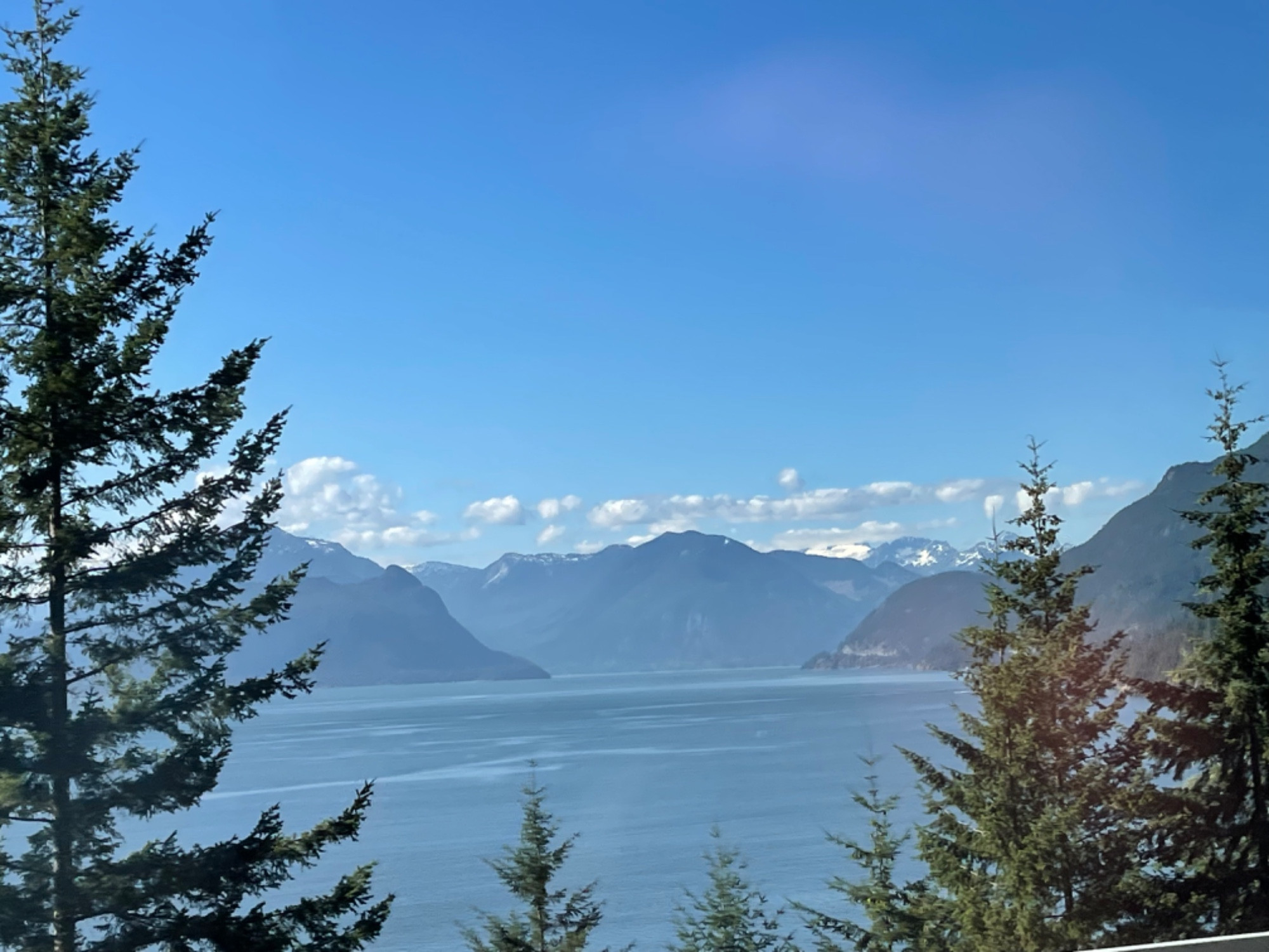 Tunnel Point, Canada