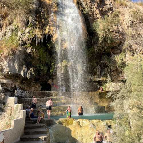 Family Waterfall, Иордания