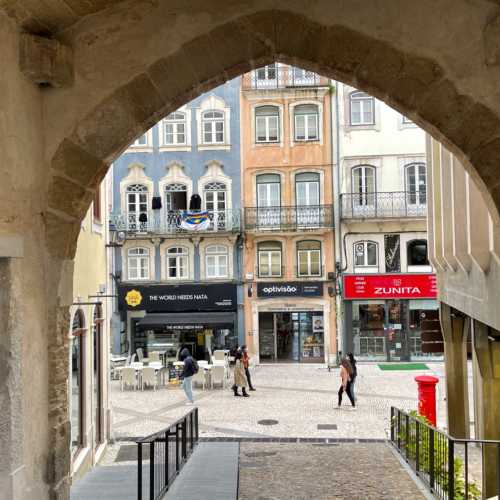 Arco de Almedina, Португалия
