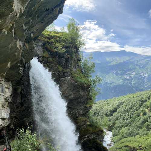 Гейрангер водопад