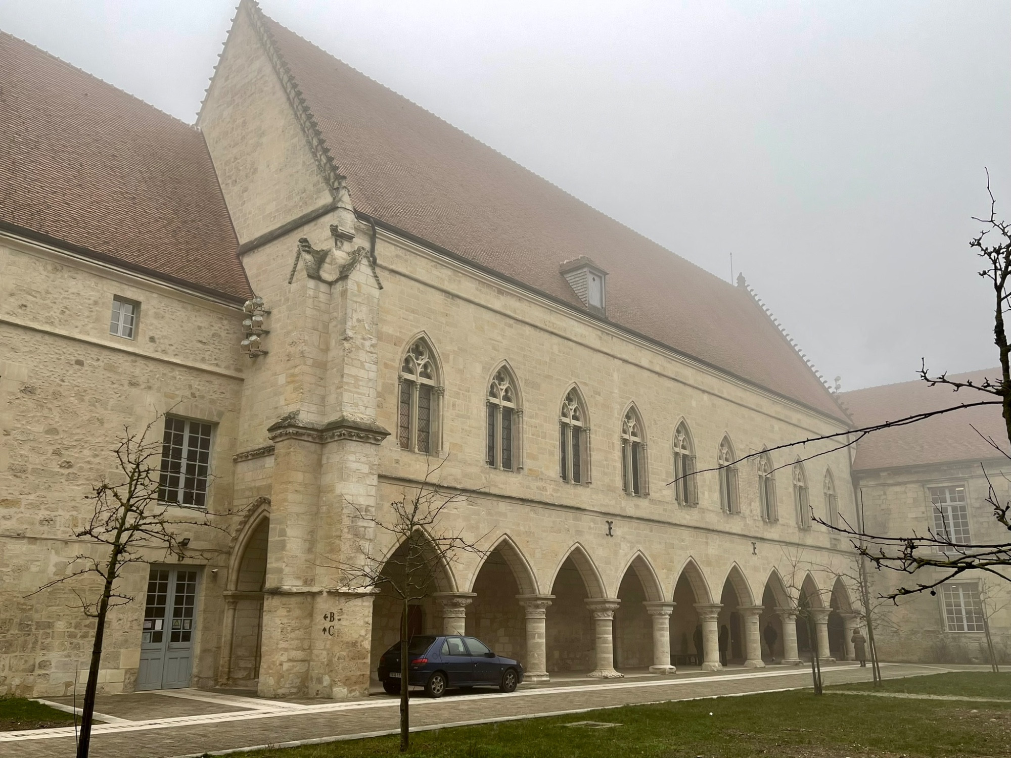 Дворец архиепископа, France