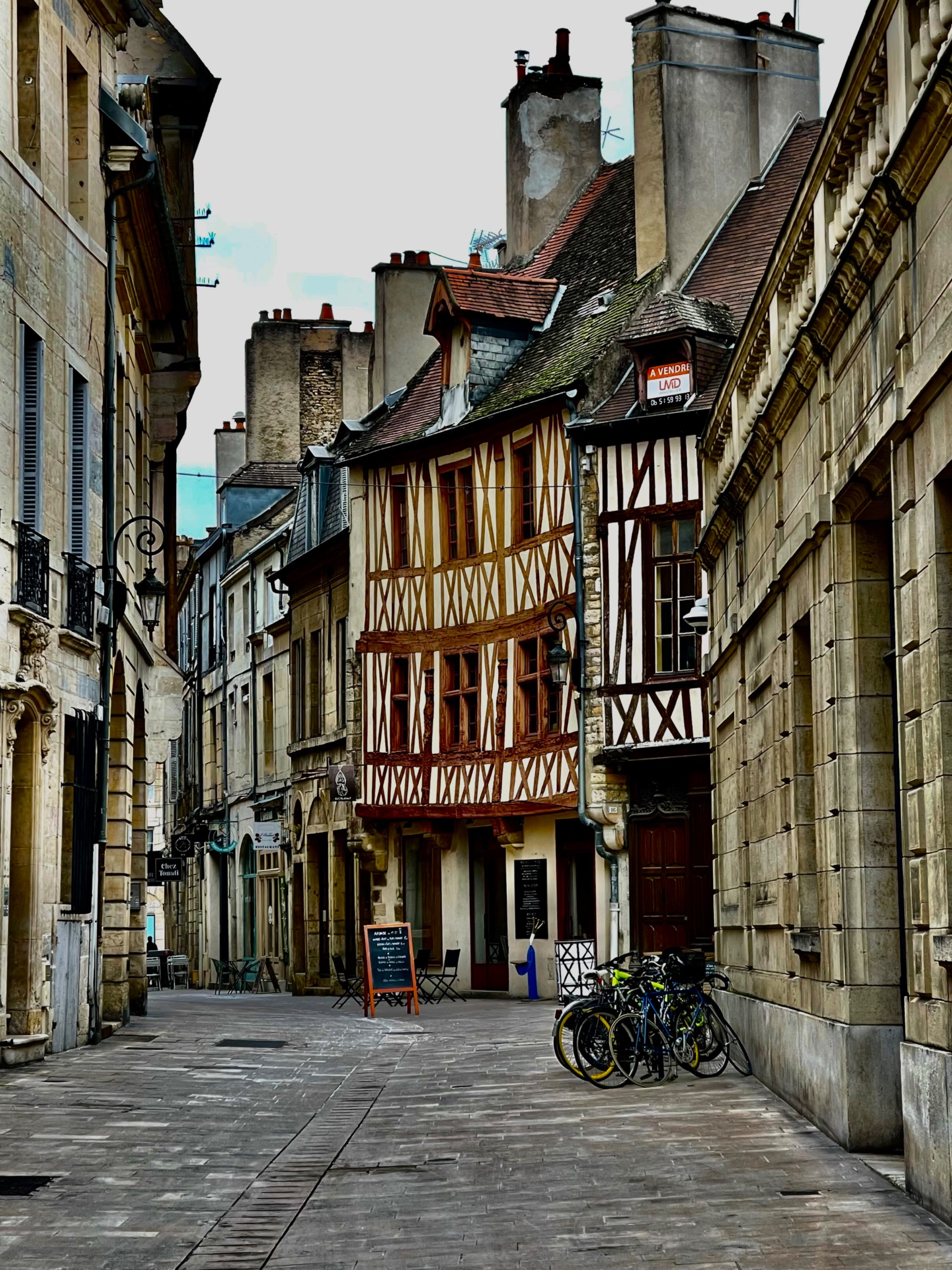 Улица Форж, France