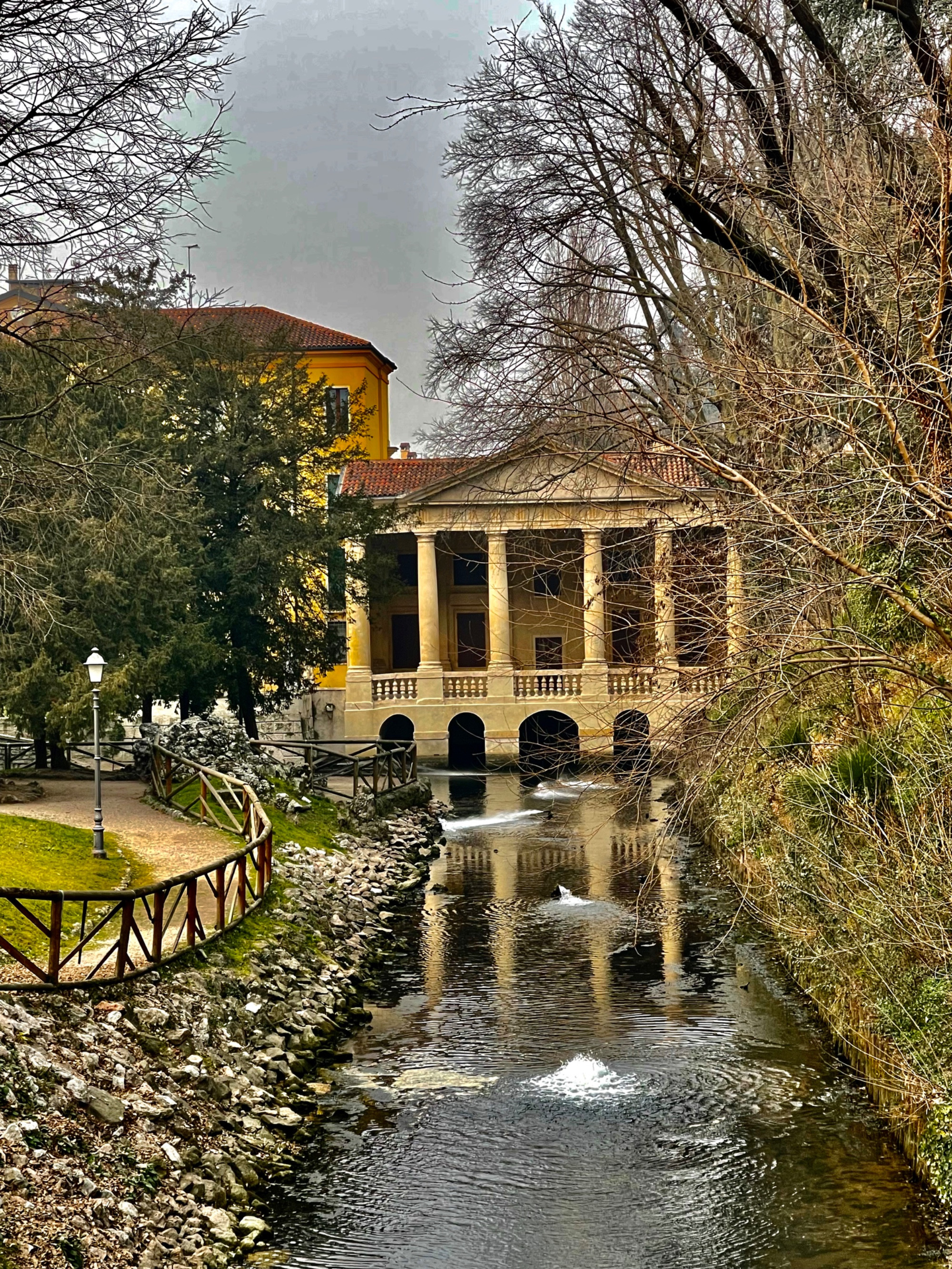 Лоджия Вальмарана, Italy