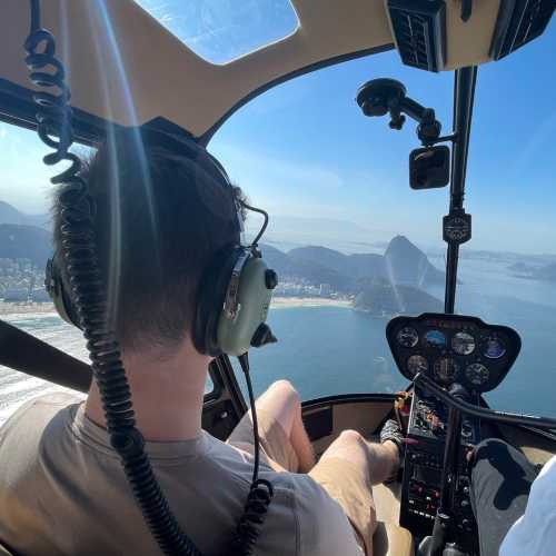 Вертолетная экскурсия над Рио, Brazil