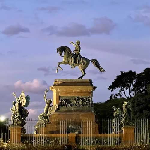 Памятник Сан Мартину, Argentina