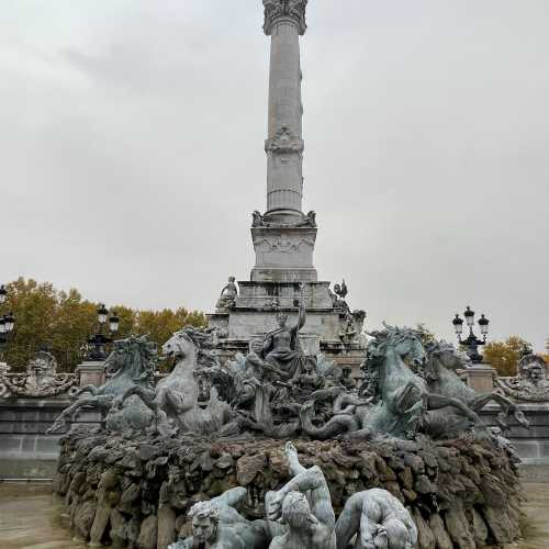 Памятник жирондистам, Франция