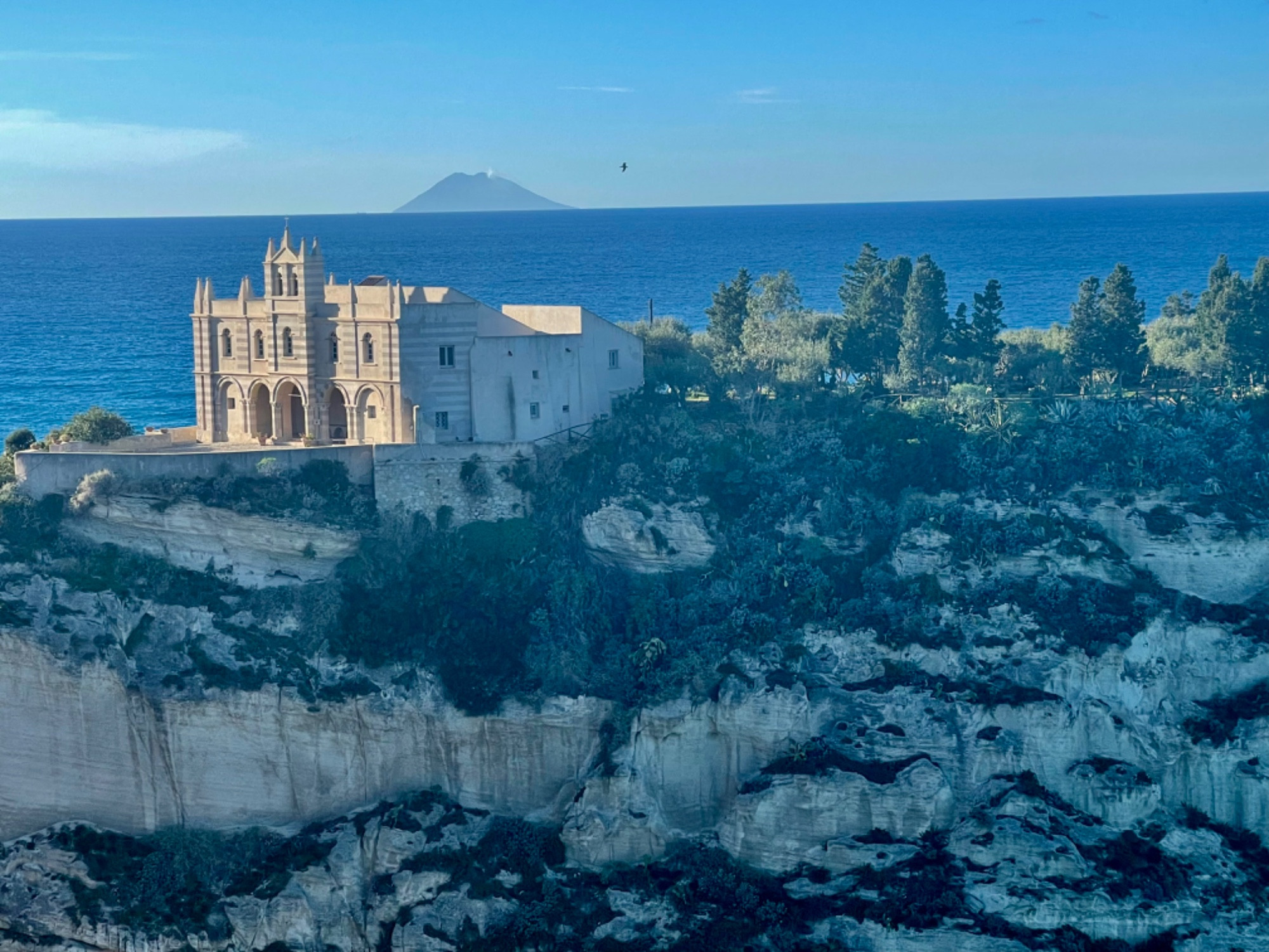 Grotta del Palombaro, Италия